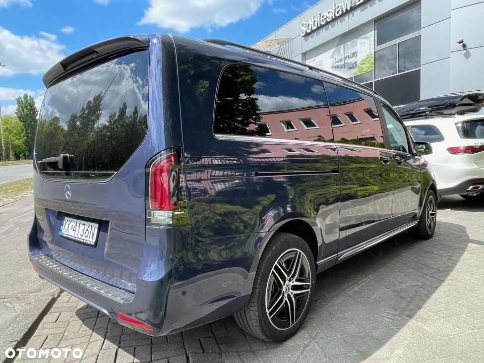 Mercedes-Benz V  FL OM654 - 4