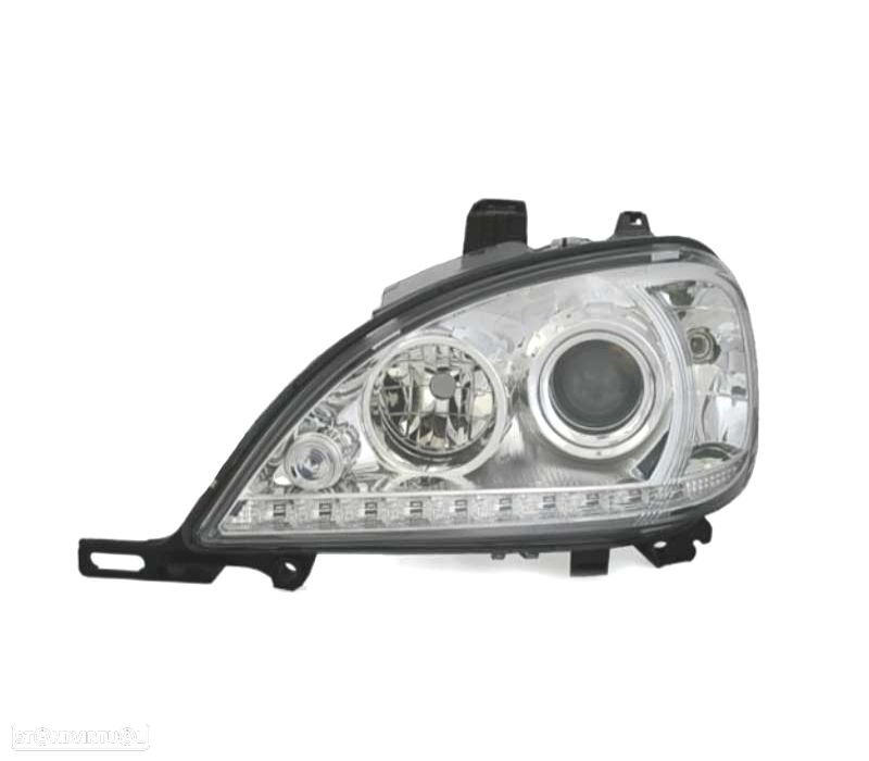FARÓIS COM LUZ DIURNA LED MERCEDES ML W163 02-05 FUNDO CROMADO - 3