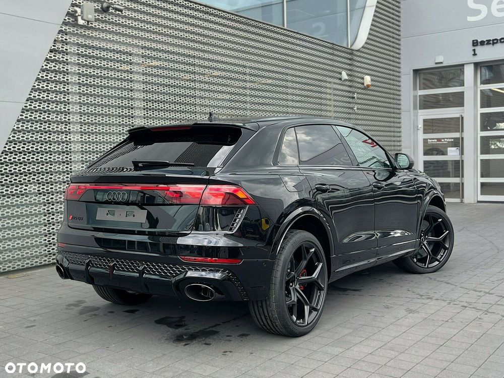 Audi RS Q8 - 30