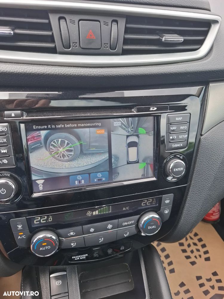 Nissan Qashqai 1.5 DCI TEKNA - 31