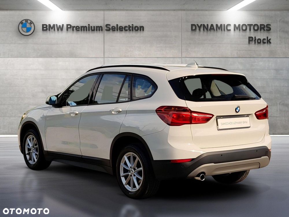 BMW X1 sDrive18i - 4