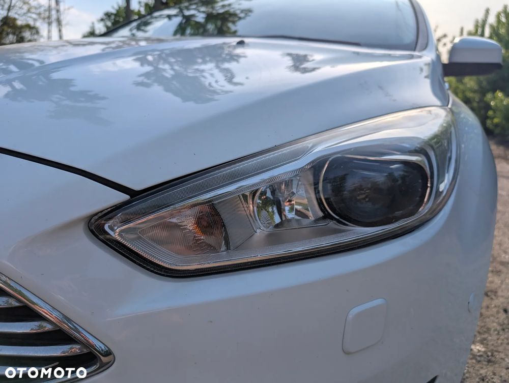 Ford Focus 2.0 TDCi Titanium ASS - 5