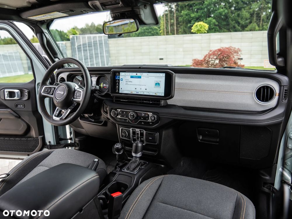 Jeep Wrangler Unlimited GME 2.0 Turbo Rubicon - 25