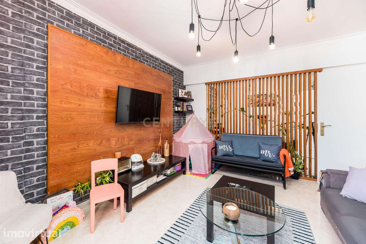 Apartamento T2 em Rio de Mouro, Sintra - Grande imagem: 3/23