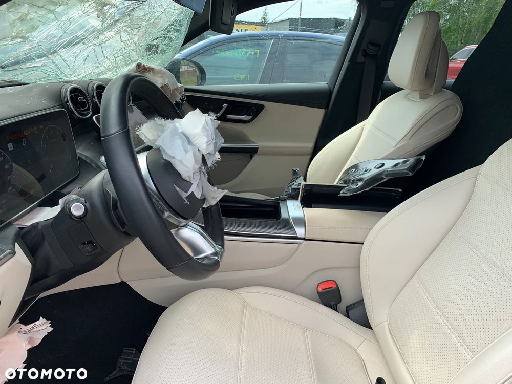 Mercedes-Benz GLC 300 4Matic 9G-TRONIC - 15