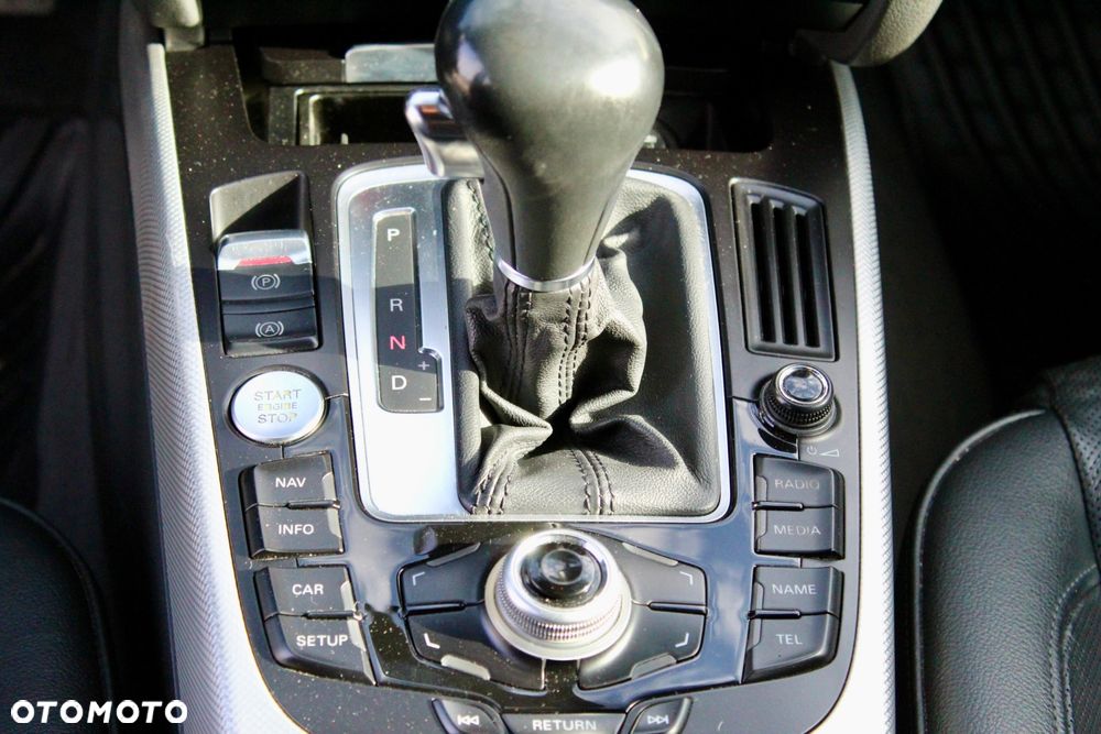 Audi A4 Allroad 3.0 TDI DPF S tronic - 6