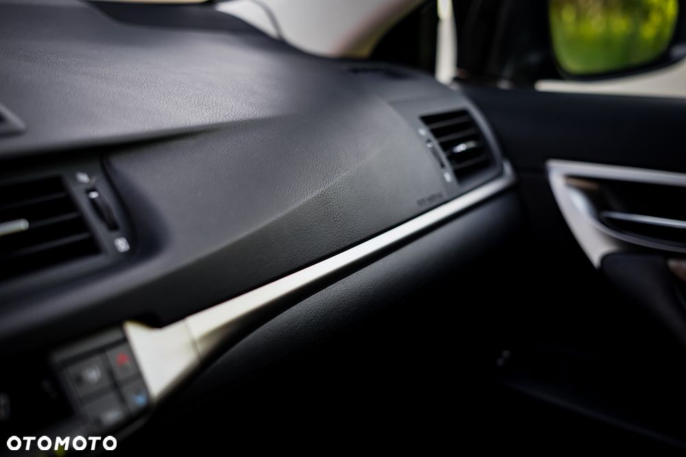 Lexus CT 200h Elite EU6 - 22