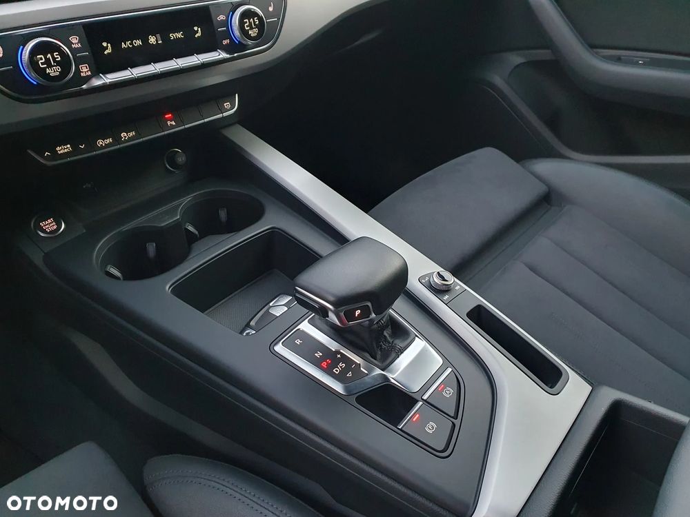 Audi A4 Avant 40 TDI quattro S tronic S line - 22