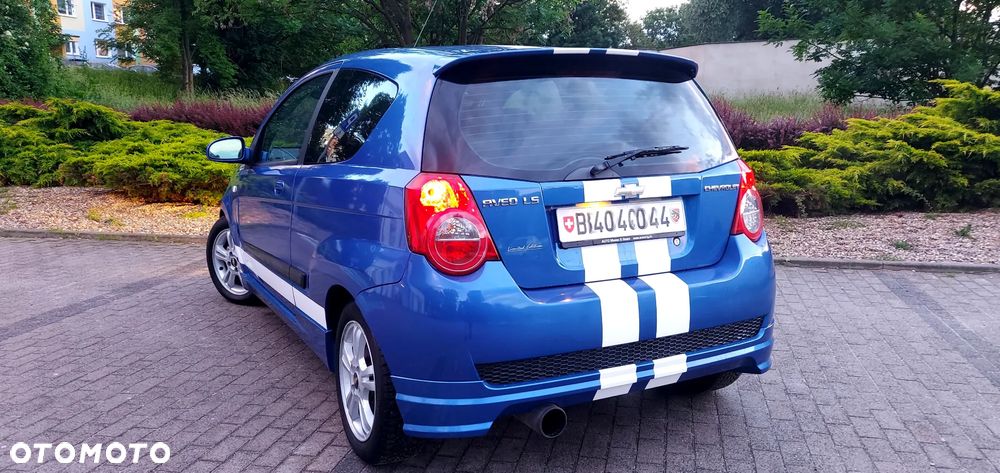 Chevrolet Aveo 1.4 16V LS - 13