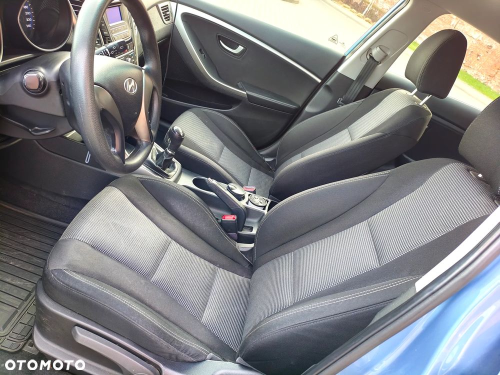 Hyundai i30 1.4 CRDi Classic + - 12