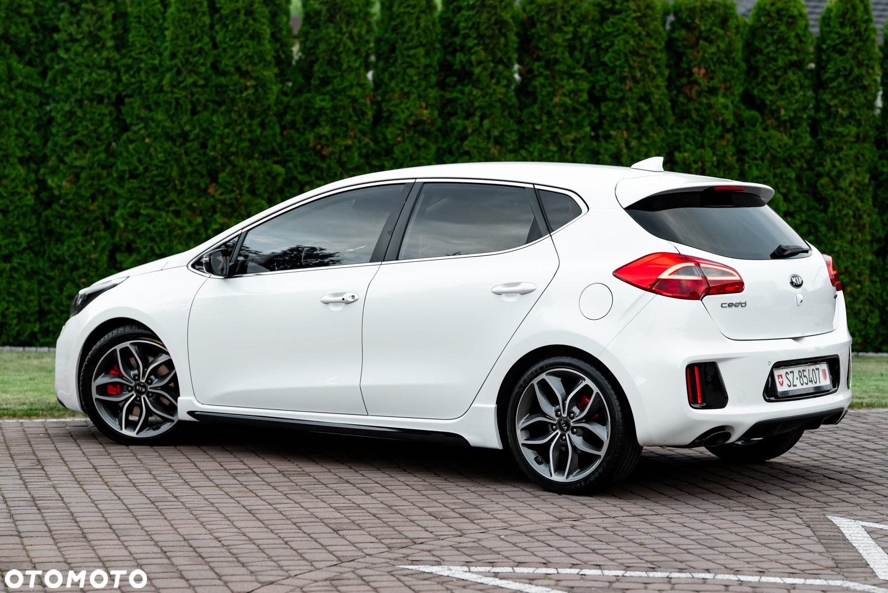 Kia Ceed 1.6 T-GDI GT - 13