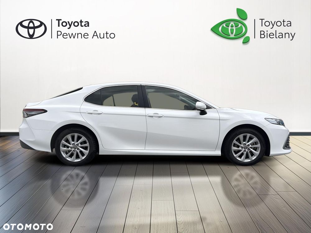 Toyota Camry 2.5 Hybrid Comfort CVT - 7