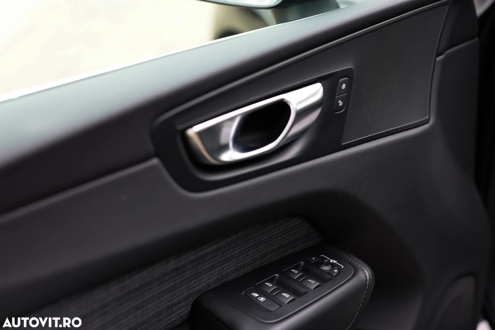 Volvo XC 60 Recharge T6 AWD AT Core - 11