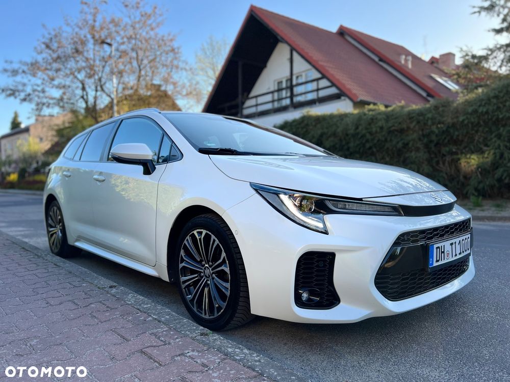 Suzuki Swace 1.8 Hybrid Premium Plus CVT - 9