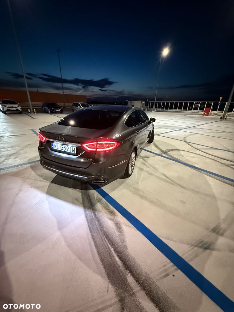 Ford Mondeo 2.0 Hybrid Vignale - 36