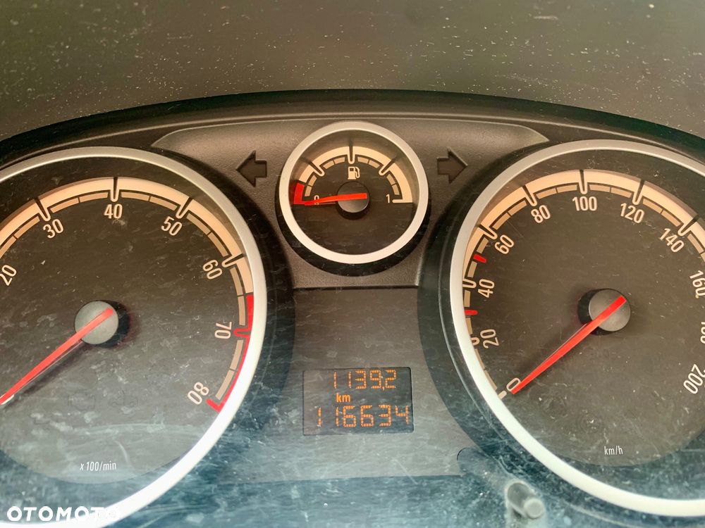 Opel Corsa 1.2 16V Enjoy - 6