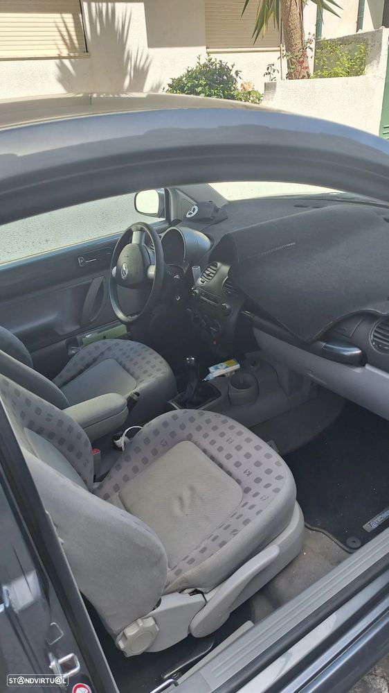 VW New Beetle 1.4 - 7