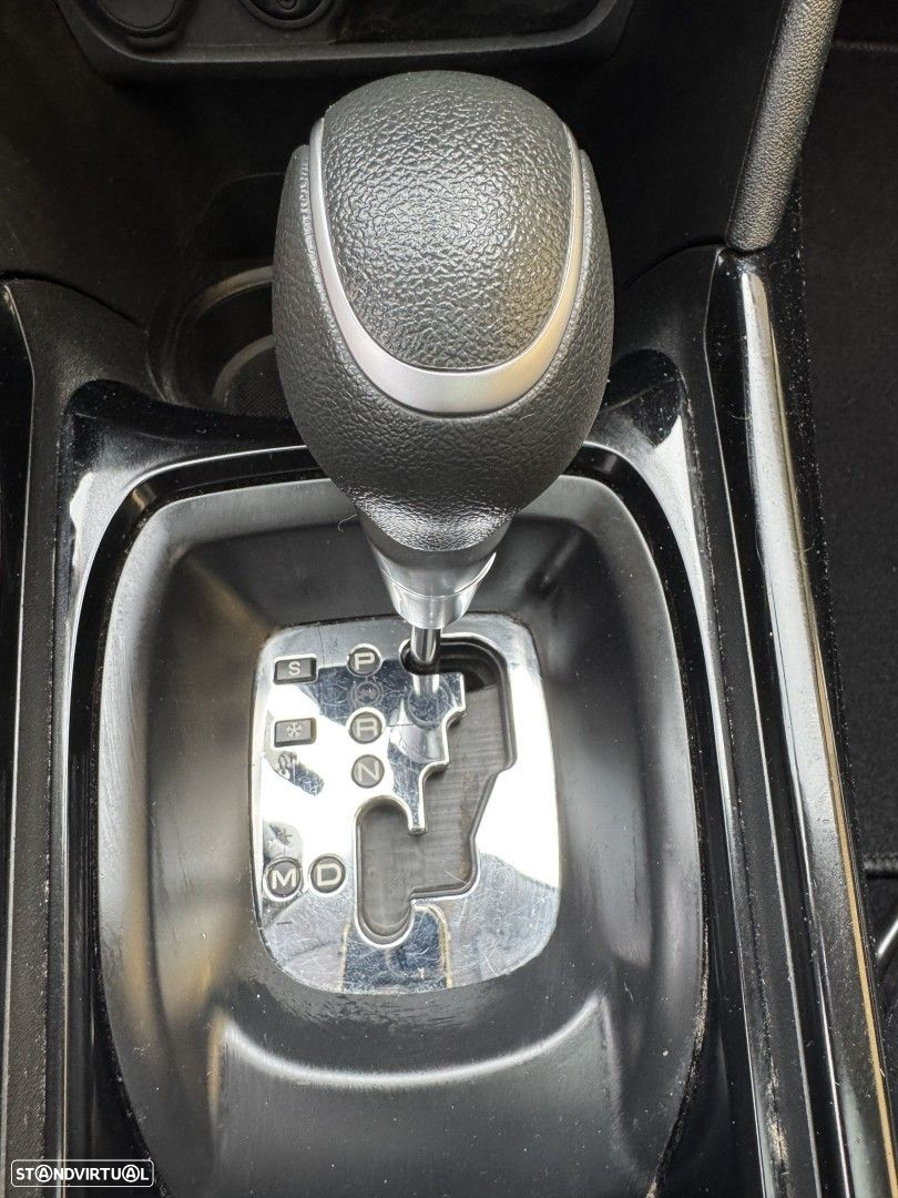 Peugeot 2008 1.2 PureTech Crossway EAT6 - 28