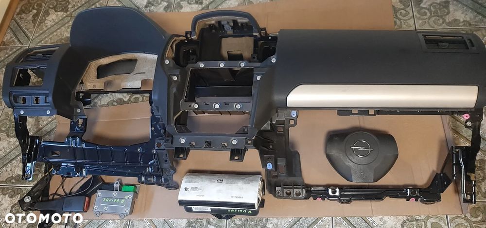 Deska rozdzielcza Zafira B 2008r kpl poduszki sensor - 1