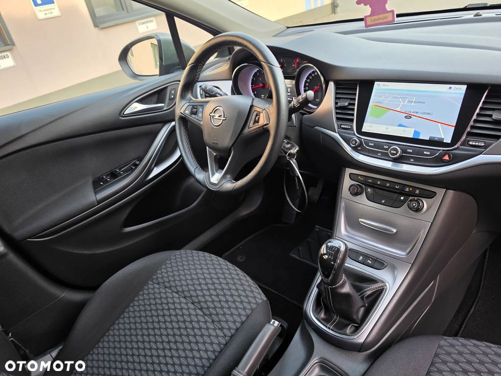 Opel Astra 1.4 Turbo Innovation - 18