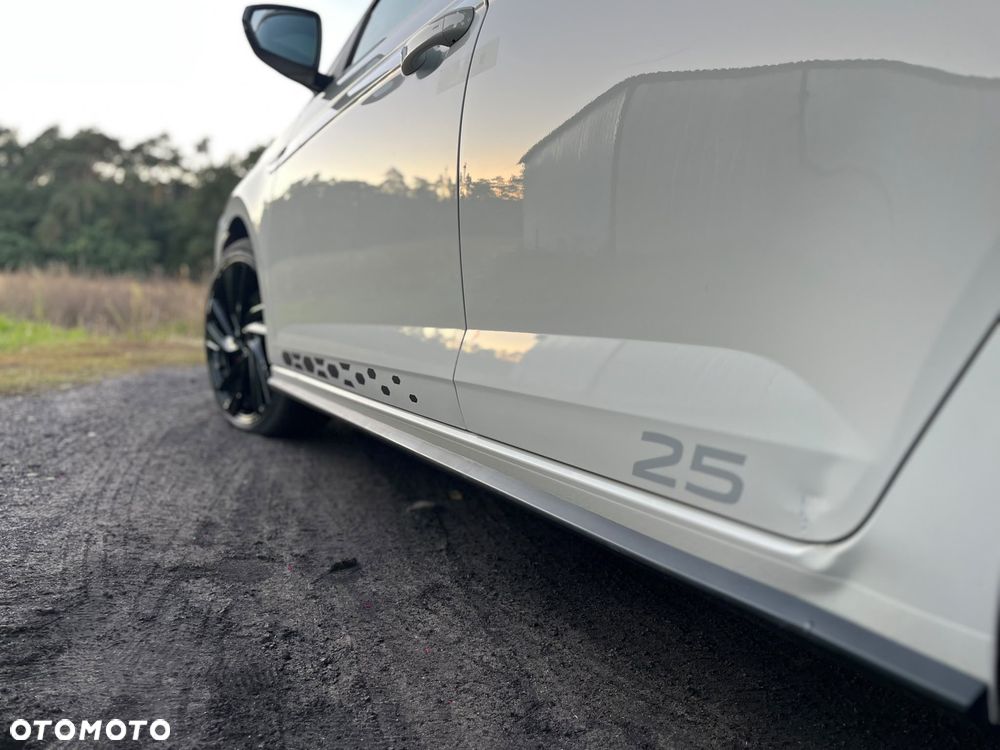 Volkswagen Polo 2.0 TSI OPF DSG GTI Edition 25 - 27