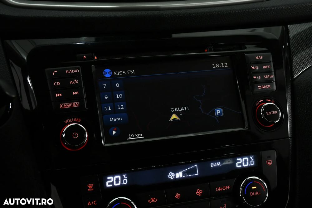 Nissan X-Trail 1.6 dCi ALL-MODE 4x4i Tekna - 32