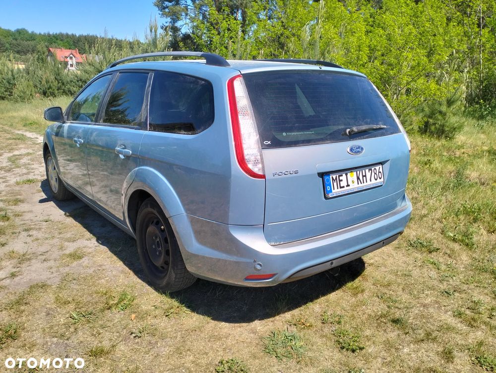 Ford Focus 1.6 16V Trend - 21