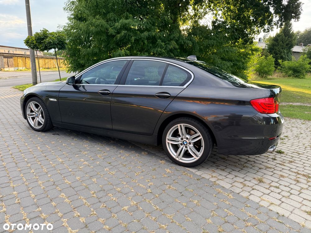BMW Seria 5 520d - 8