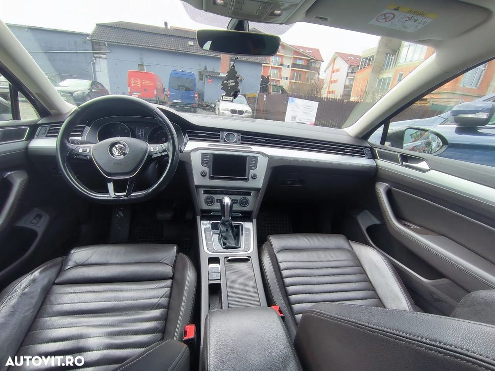 Volkswagen Passat 2.0 TDI DSG Comfortline - 9