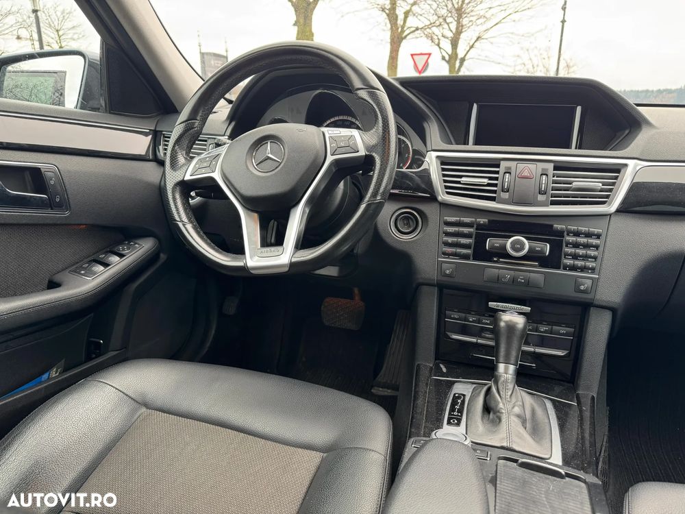 Mercedes-Benz E - 11