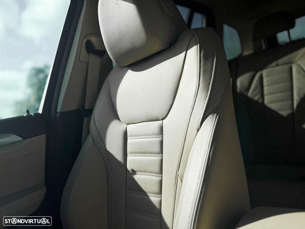 BMW X3 30 e xDrive xLine - 14