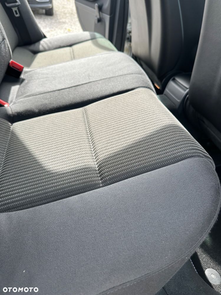 Audi A4 Limousine - 17