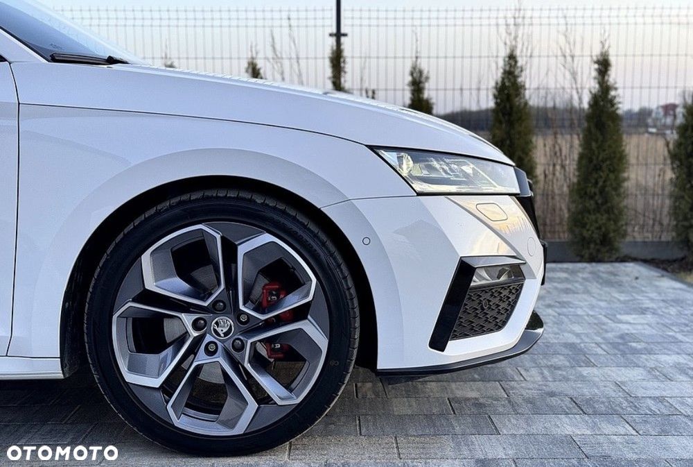 Skoda Octavia 2.0 TDI RS DSG - 3