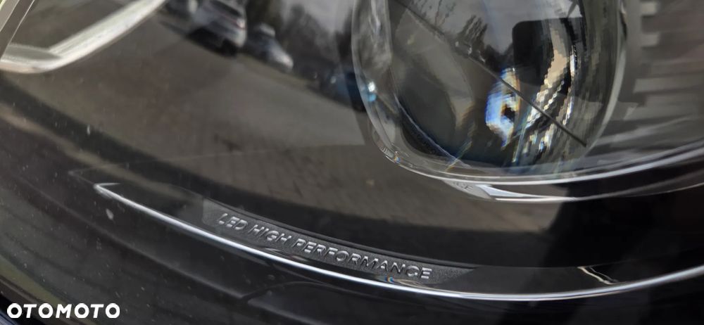 Mercedes-Benz Klasa E 220 d 9G-TRONIC - 22