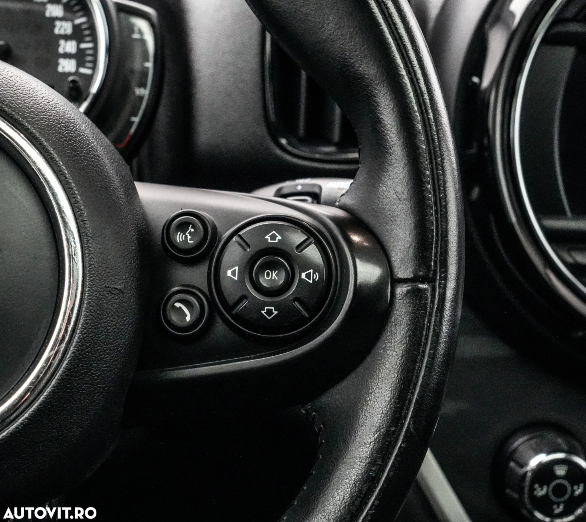 Mini Countryman Cooper S E ALL4 AT - 34
