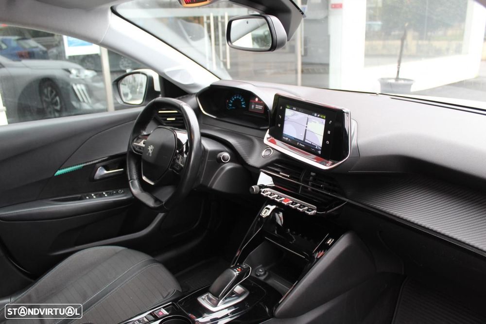 Peugeot e-208 50 kWh Allure - 23