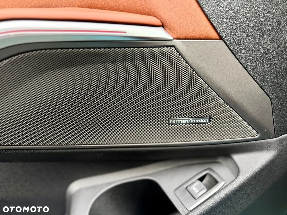 BMW M3 Competition M xDrive - 15