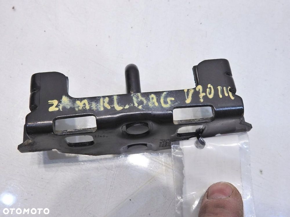 RYGIEL ZAMKA KLAPY VOLVO V70 III - 2