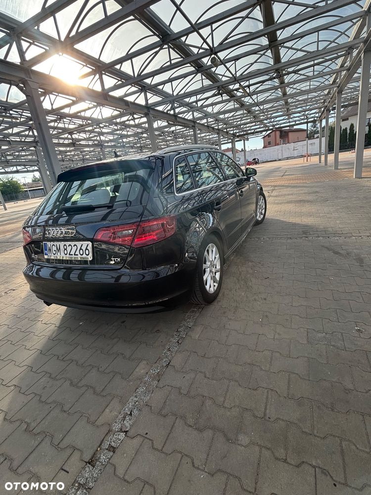 Audi A3 Sportback 1.6 TDI clean diesel Ambiente - 5