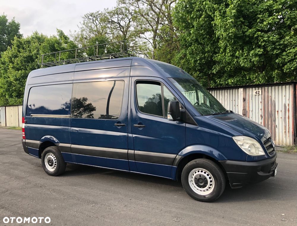 Mercedes-Benz Sprinter - 1