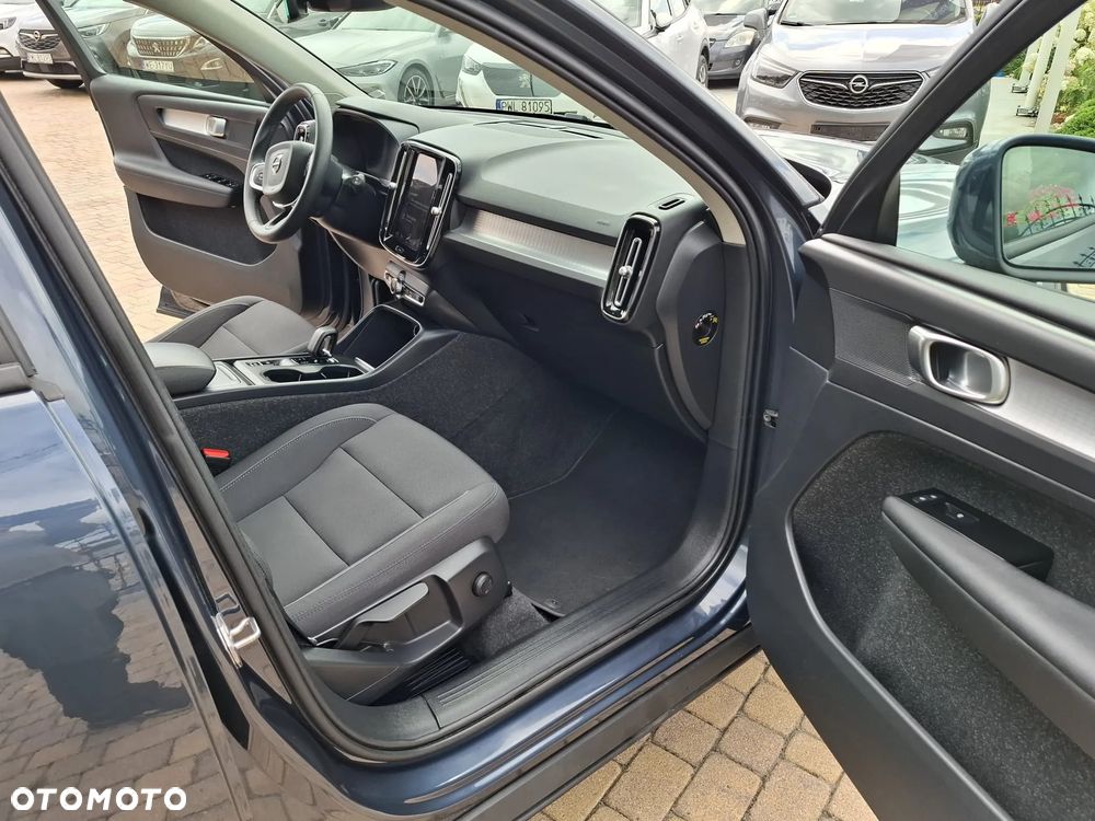 Volvo XC 40 T2 Core - 11