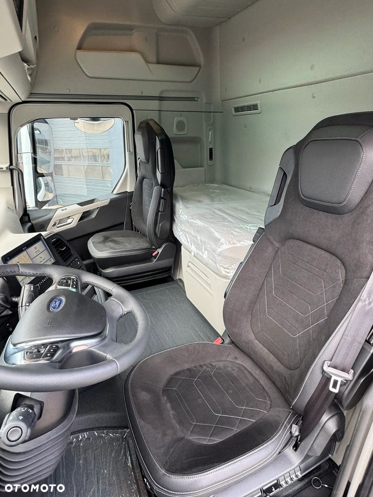 Ford F-MAX 510 Gen 2 - 8