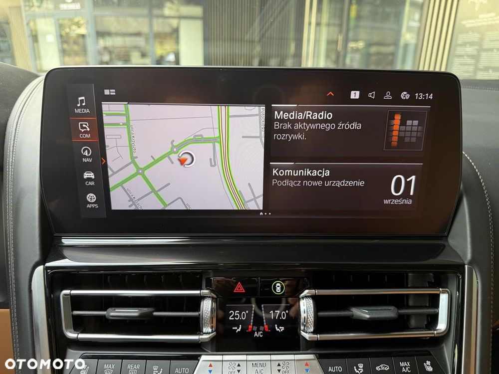BMW Seria 8 - 22