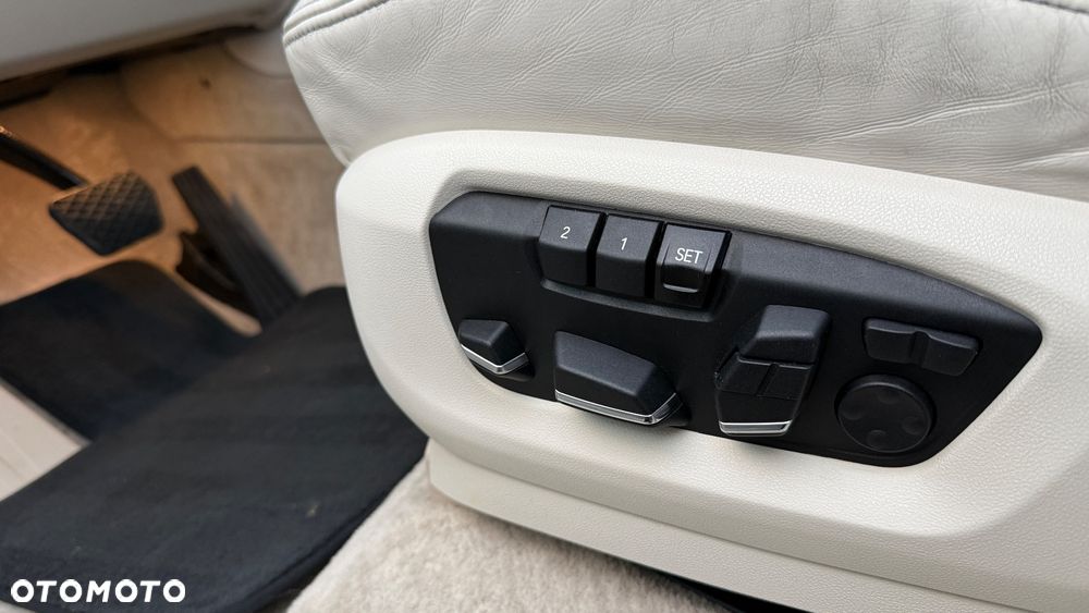 BMW X5 xDrive40e - 31