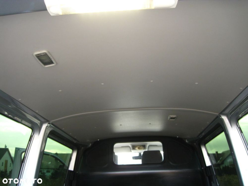 Volkswagen Transporter T6 - 17