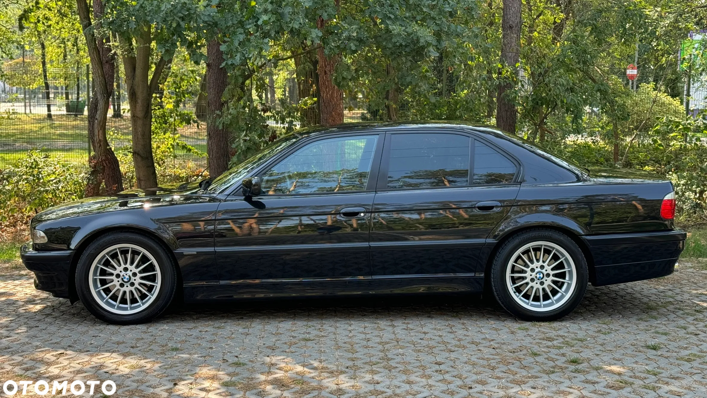 BMW Seria 7 740i - 7