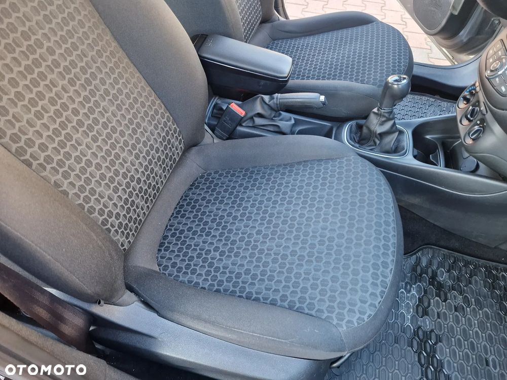 Opel Corsa 1.4 Enjoy - 24