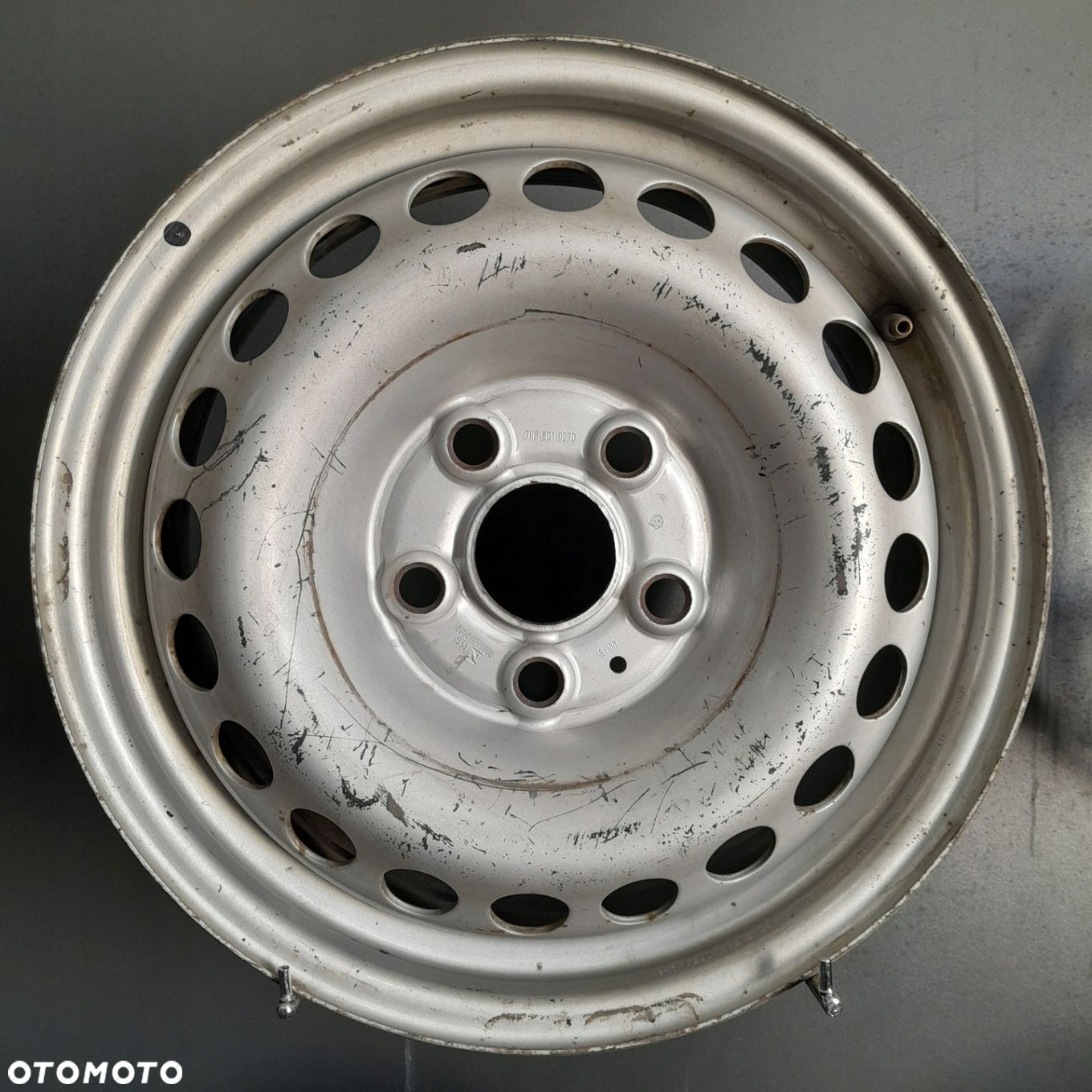Felgi 16 5x120 Volkswagen T5 T6 OE F503103-29 - 3