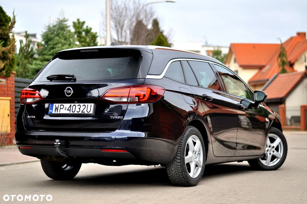 Opel Astra 1.4 T Dynamic S&S - 9