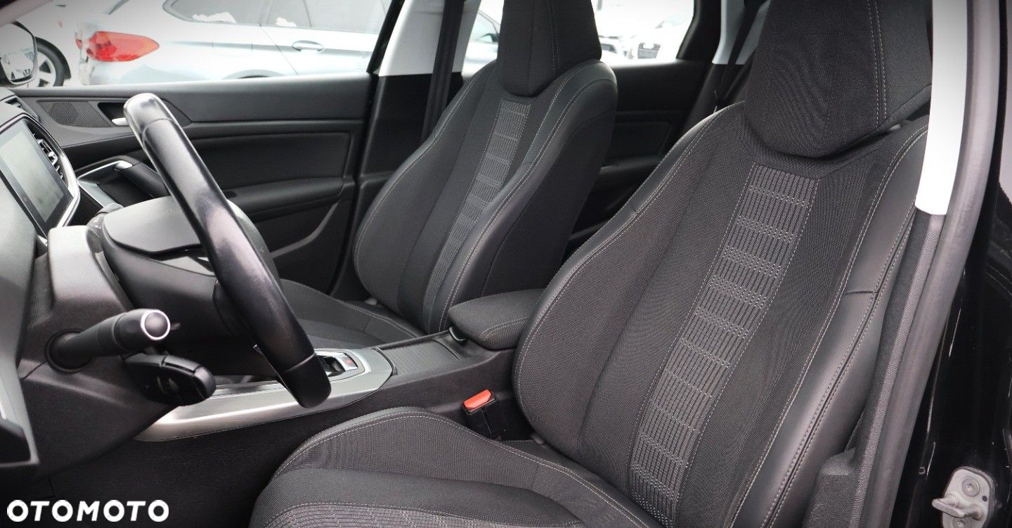 Peugeot 308 - 12